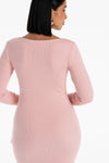 dopasowana sukienka midi za kolano z prążkowanej bawełny z kwadratowym dekoltem w kolorze różowym "Pink"